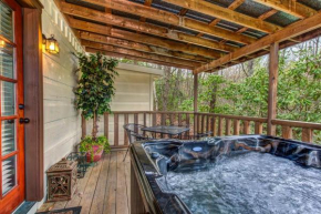 Seclusion Retreat by Stony Brook Cabins Gatlinburg